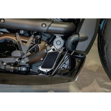 Hőcserélő fedél sima kivitel öntapadós hátlap fekete textúrált – Sportster Evolution