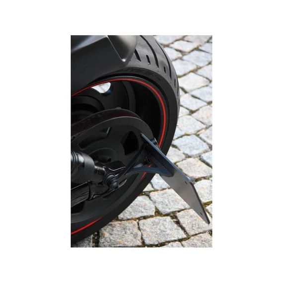 Rendszámtábla tartó fekete 210x170 mm porszórt – V-Rod – Evo – 2002–2017