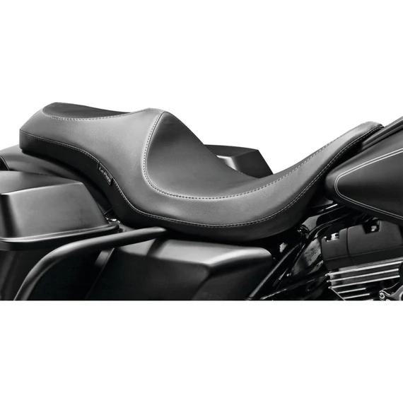 Villian 2-Up sima ülés fekete vinyl – Twin Cam; Milwaukee-Eight