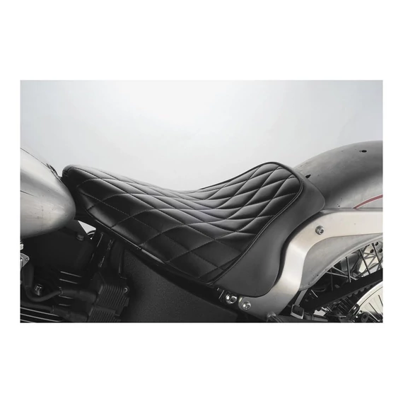 Bare Bones gyémánt mintás szóló ülés fekete vinyl – Twin Cam