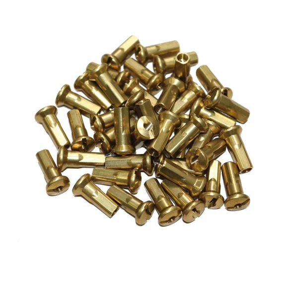 Küllőanyák 40 db sárgaréz M4 5 mm