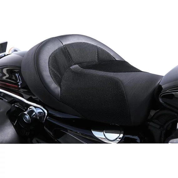 BIGIST Solo Air-2 ülés fekete – Sportster Evolution