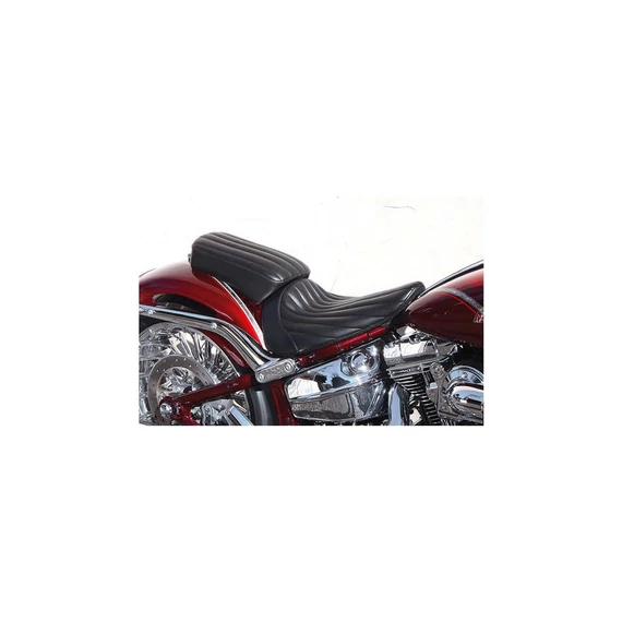 Egyedi utasülés Breakout modellhez függőleges fekete műbőr urethane – Twin Cam