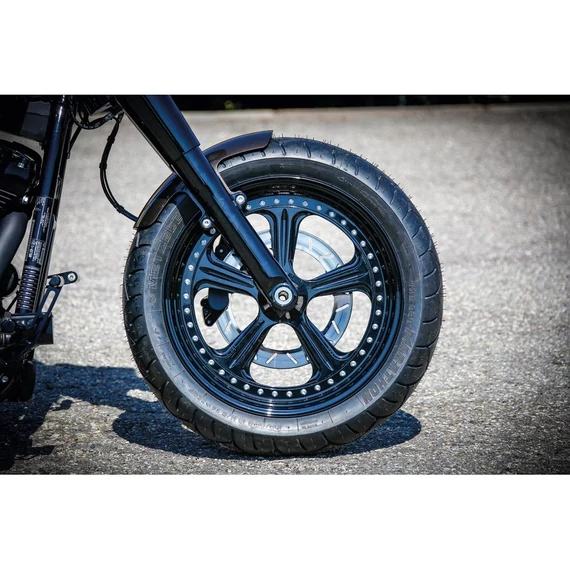 Acél első sárvédő Softail modellekhez rövid Fat Boy nyers 18