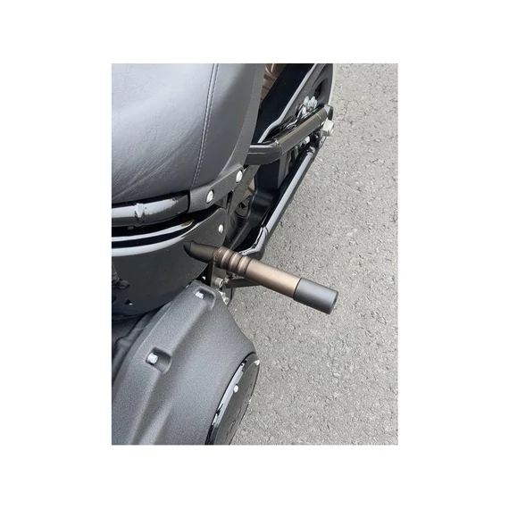 Club Style motorvédő M8 Softailhez olajhűtő védelemmel bronz porszórt hátsó – Milwaukee-Eight