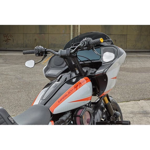 Club Style pullback riser és felső háromszög takaró készlet 10” magas 1 1/4” bilincs fekete eloxált – Milwaukee-Eight