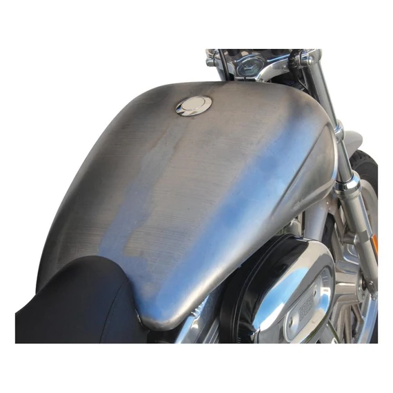 Nyújtott 4 gallon Gastank a Late – Harley-Davidson kompatibilis