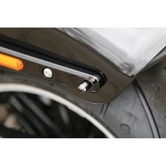 Hátsó irányjelző adapter kitöréshez M5 menetes irányjelzőkhöz, polírozott – Harley-Davidson kompatibilis