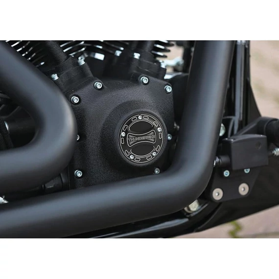 Torque 2.0 precíziós fedél Thunderbike logóval, 5 lyukú, kétszínű eloxált – Harley-Davidson kompatibilis